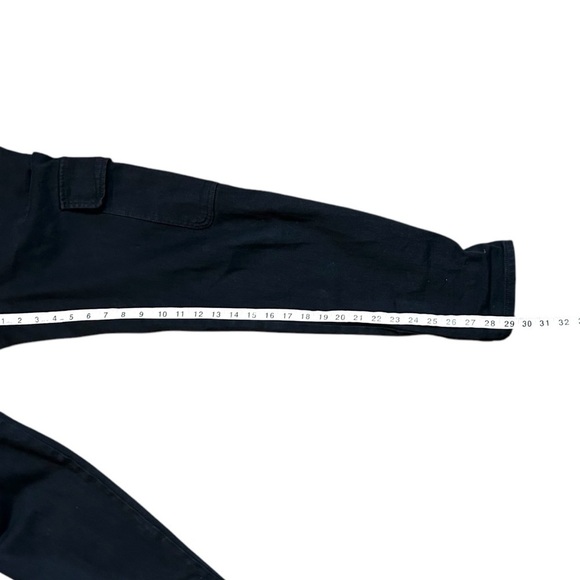 Aritzia Wilfred Free | Modern Cargo Pant- Black High Waist Cargo Pant- Size 4 - Picture 9 of 16